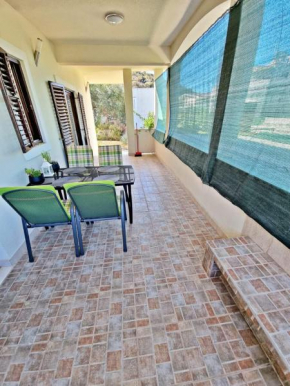 Apartman Irena with terase end private parking